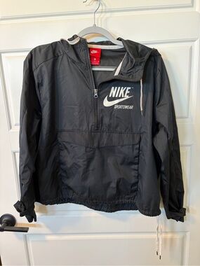 Nike Black and White Zip-Up Windbreaker Jacket